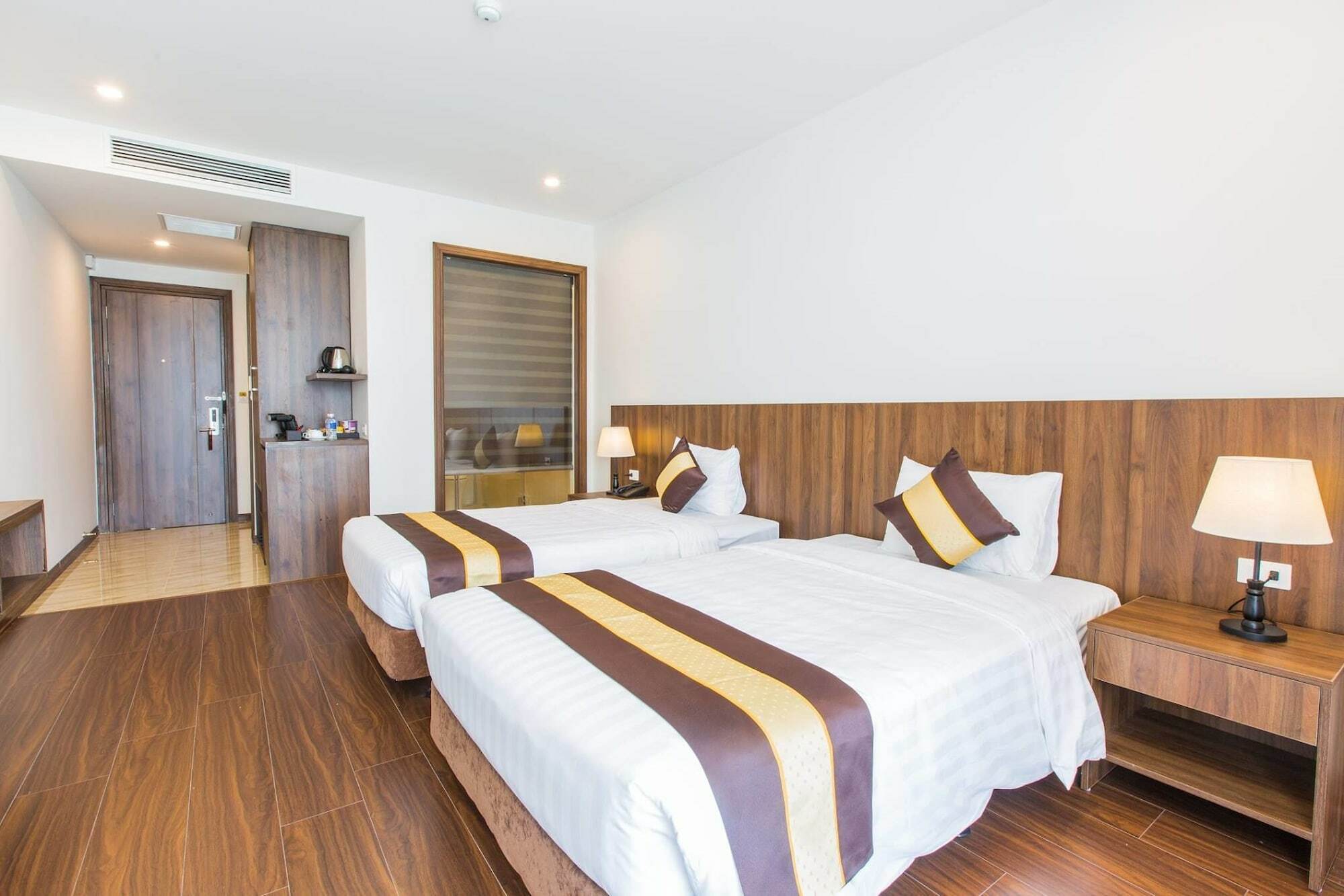 Sun Bay Tuan Chau Hotel Ha Long Exteriör bild